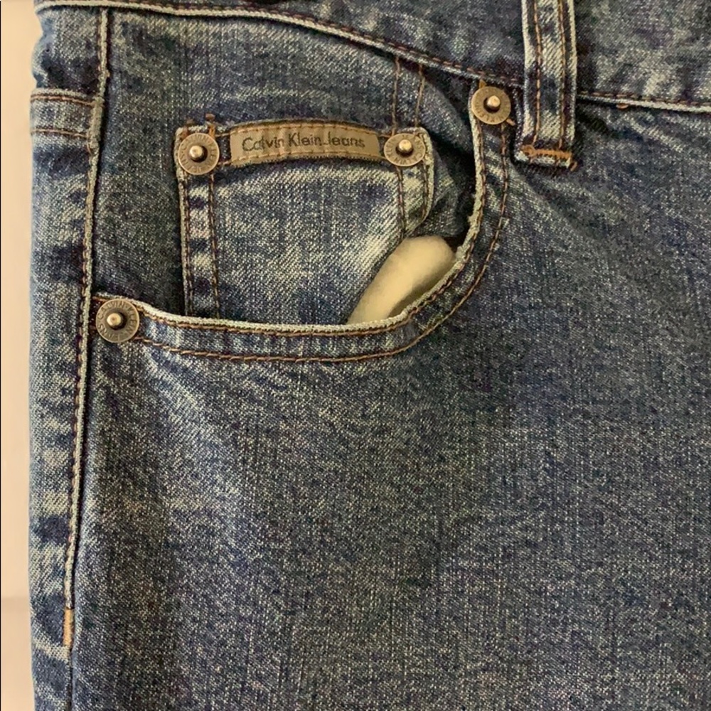 Calvin Klein Jeans - Picture 2 of 8